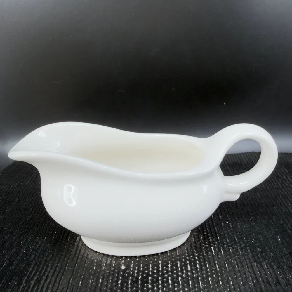 Vintage Pier 1 White Ceramic Stoneware Gravy Boat Sauce Salsa Dish Container VTG